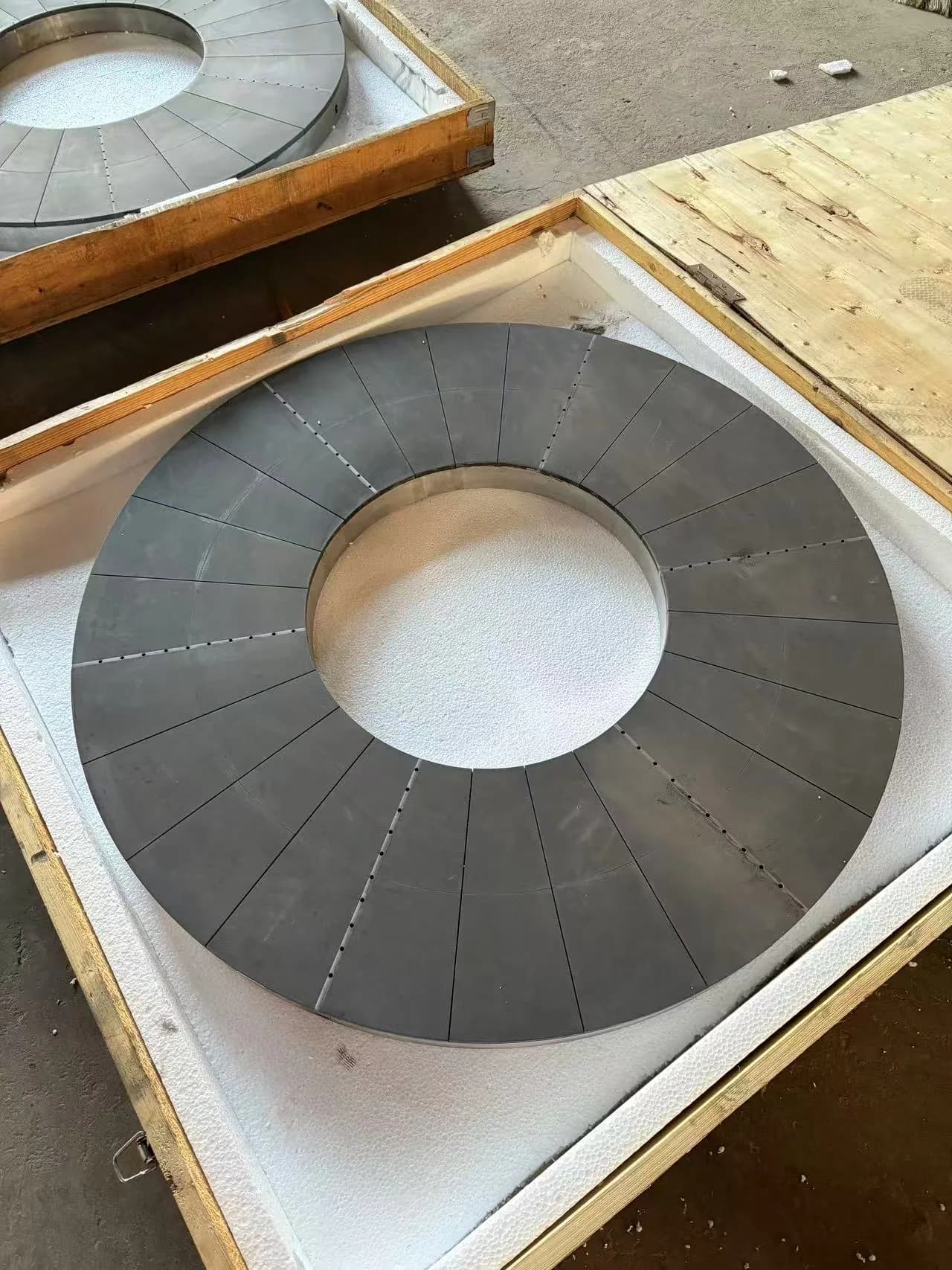 custom large grinding wheel in wooden export case